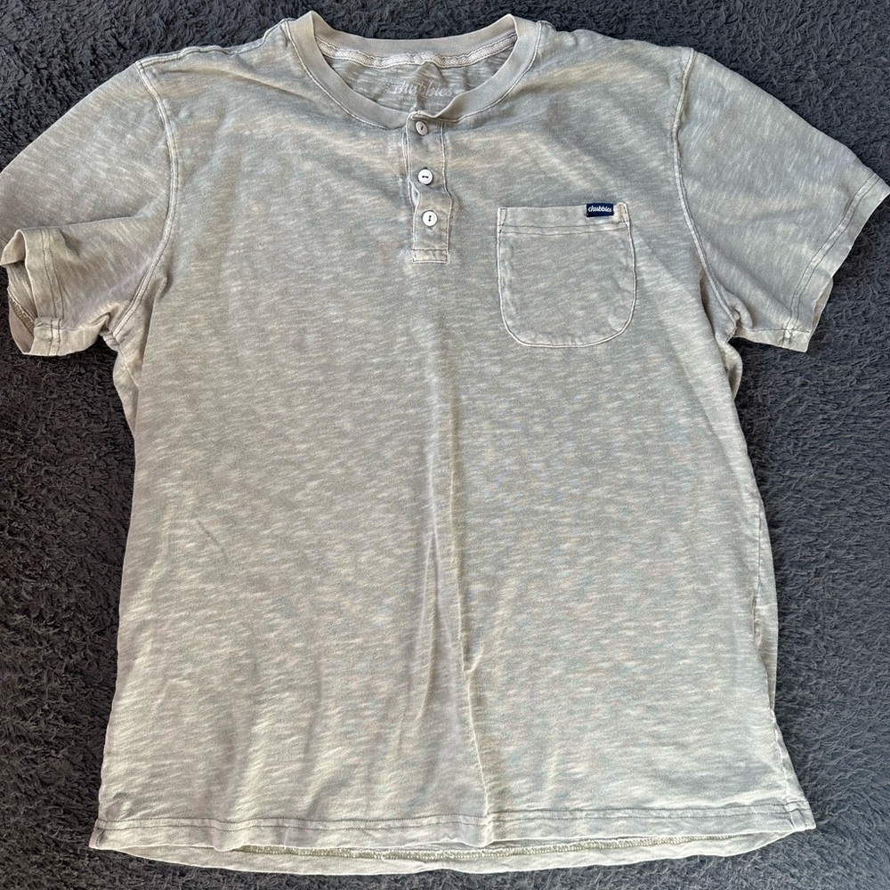 Chubbies The Henley Short Sleeve Henley Shirt Green Men’s Size Large